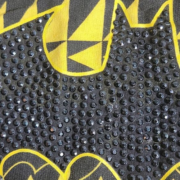 BATMAN Jeweled Log Long Sleeved Tee-Shirt in Yello and Black - Picture 7 of 7